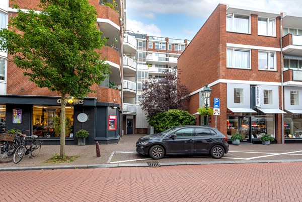 Medium property photo - Frederikstraat 695, 2514 LT Den Haag